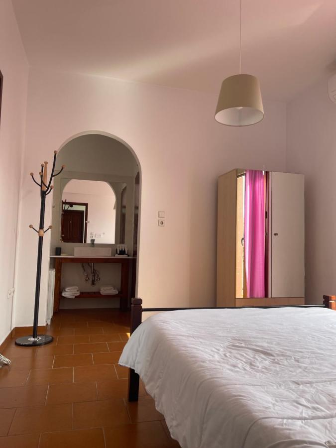 Kapodistriou Apartments Aegina Екстериор снимка